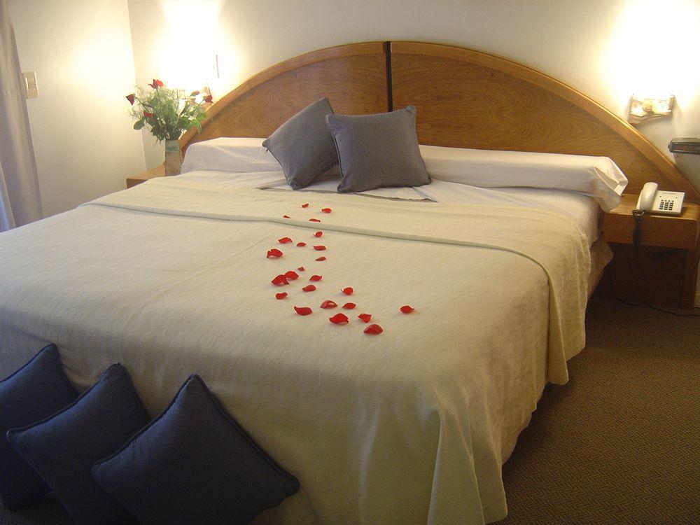 Apartahotel Maue Capdevila